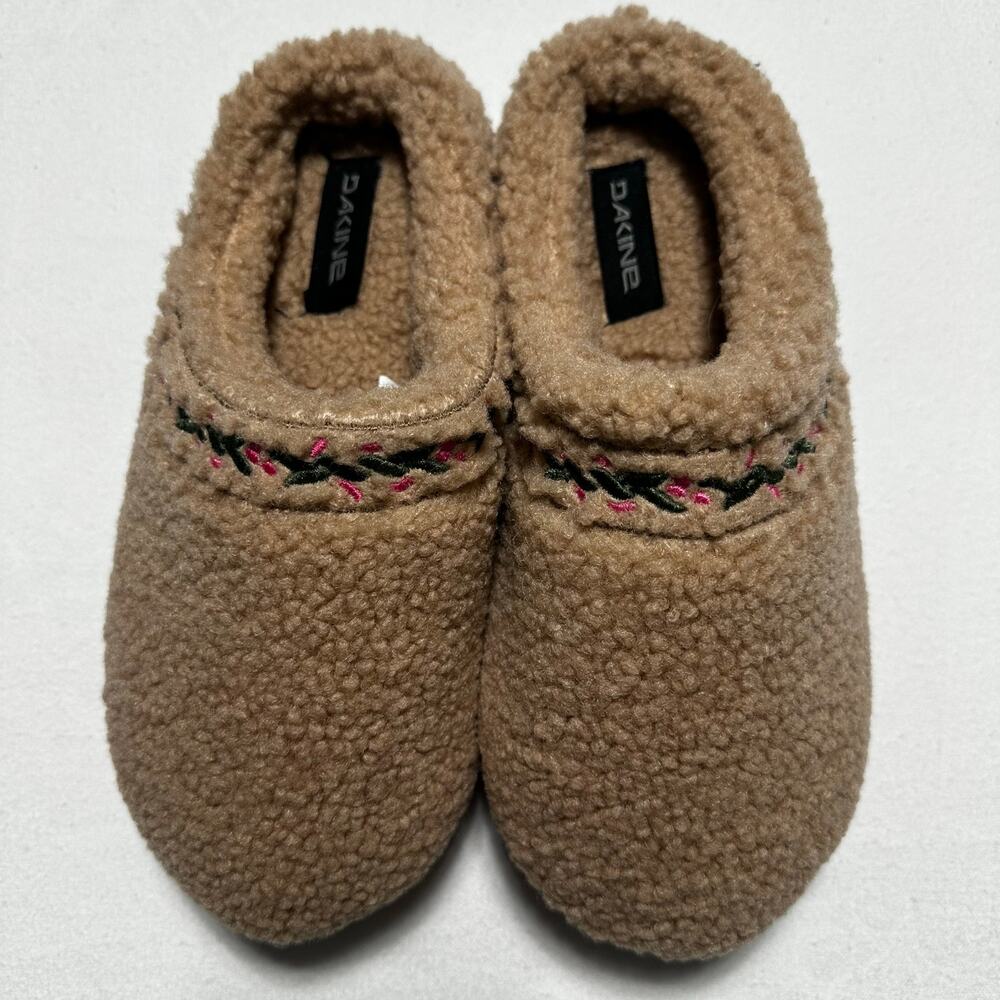 Dakine Platform Slipper Slide Floral Fuzzy NEW SMALL 5/6